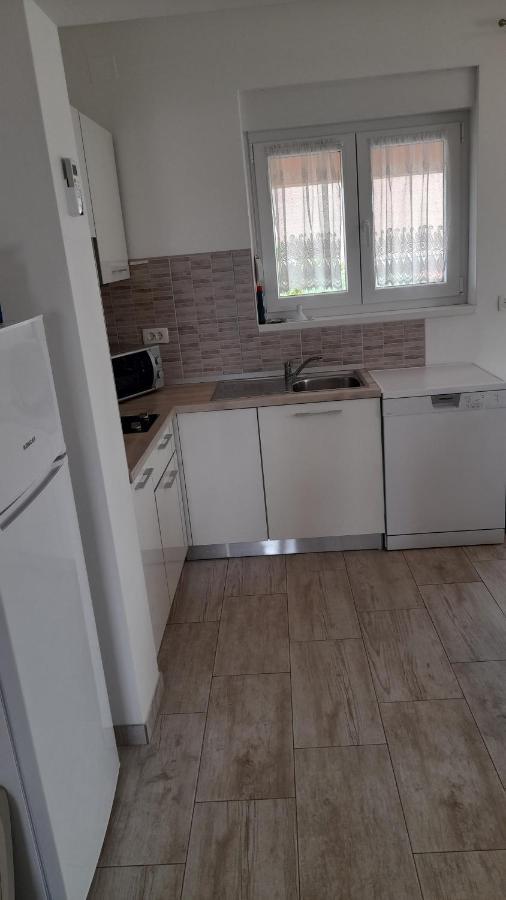 Mario Apartment Vir Luaran gambar