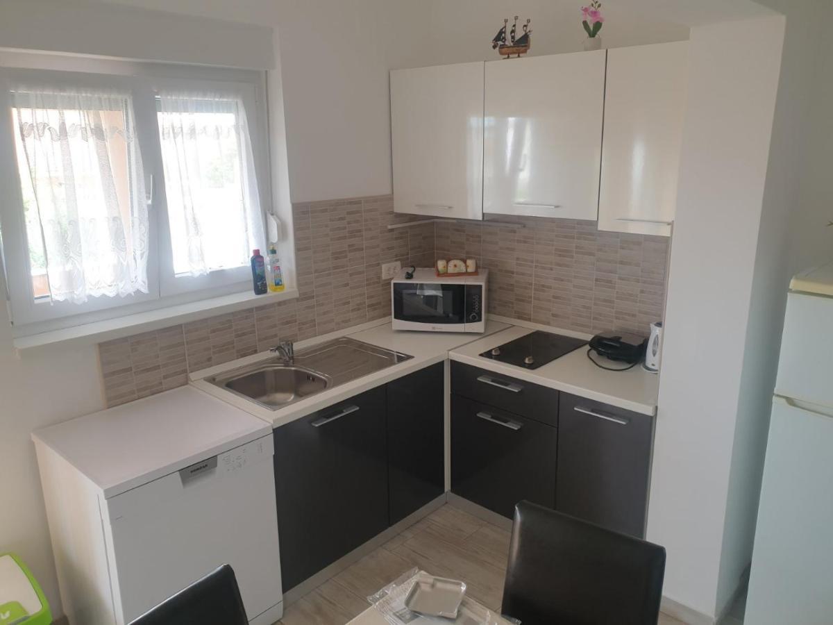 Mario Apartment Vir Luaran gambar