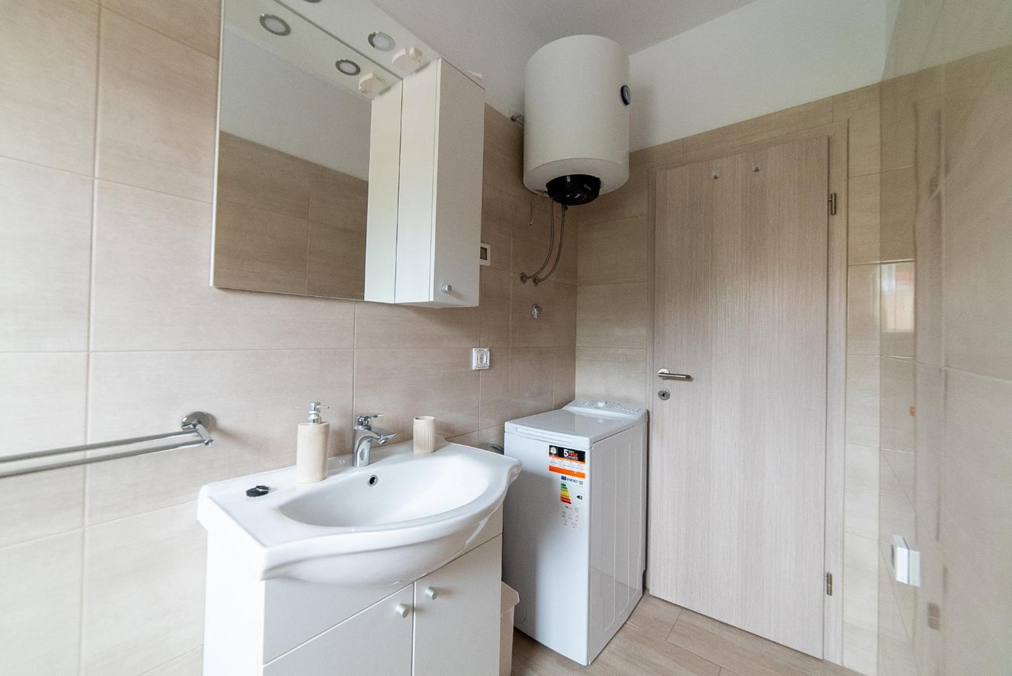 Mario Apartment Vir Luaran gambar