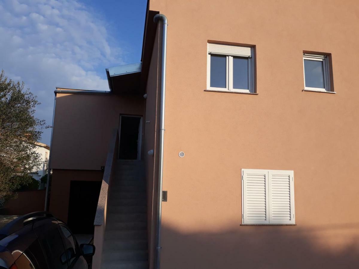 Mario Apartment Vir Luaran gambar