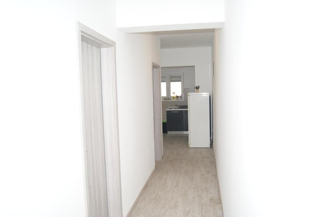 Mario Apartment Vir Luaran gambar